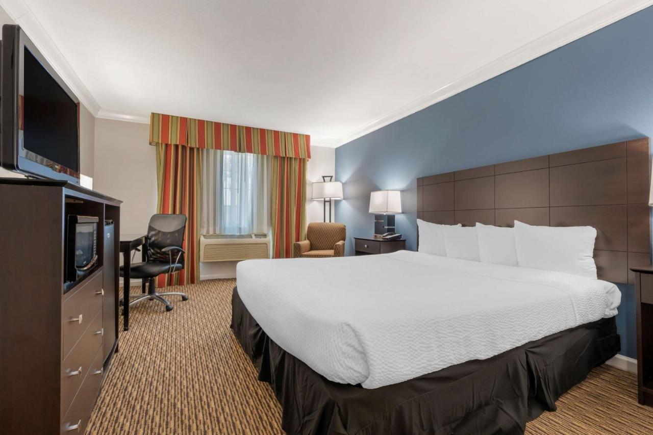Best Western Colonial Inn Selma Экстерьер фото