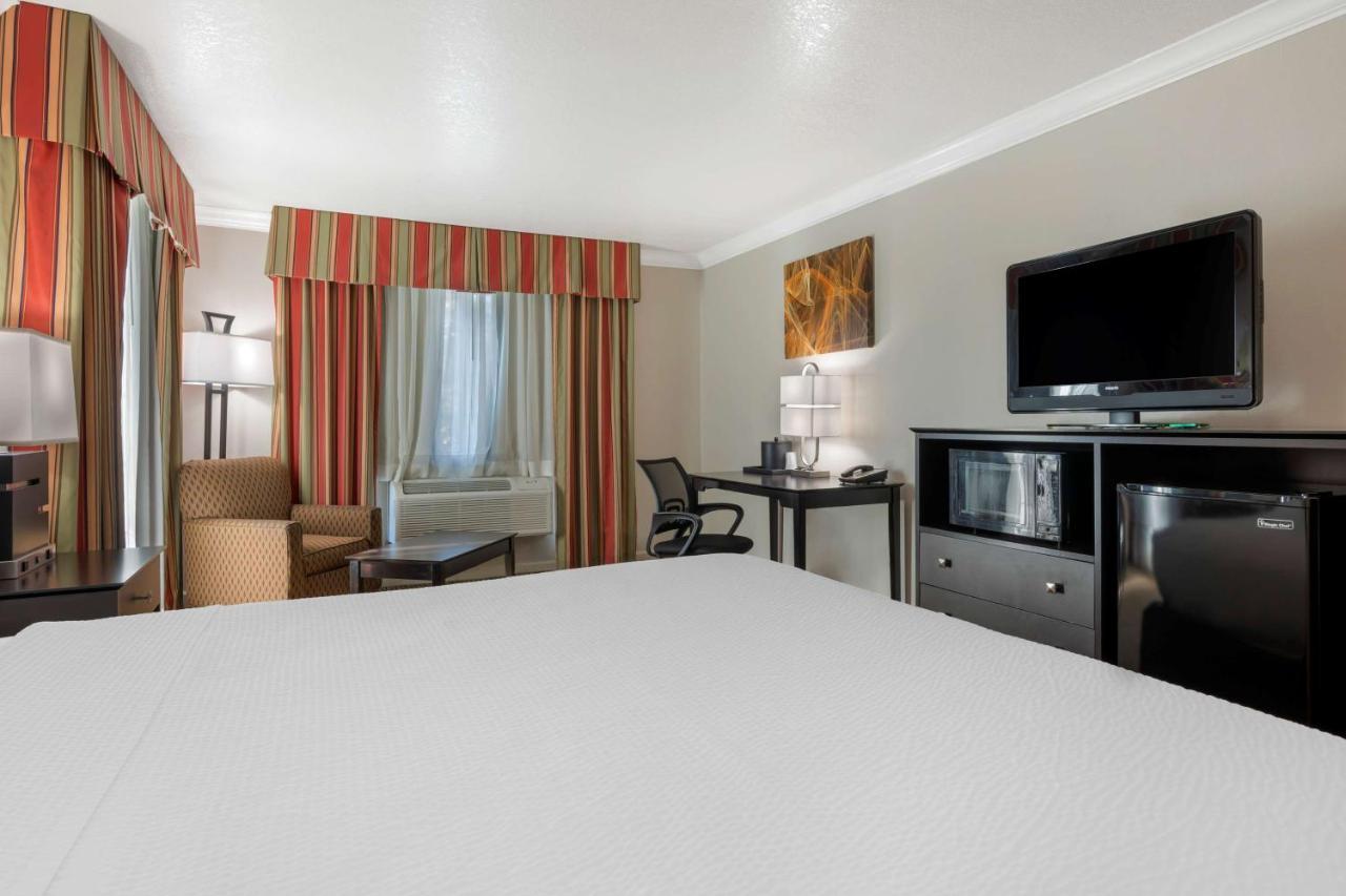 Best Western Colonial Inn Selma Экстерьер фото