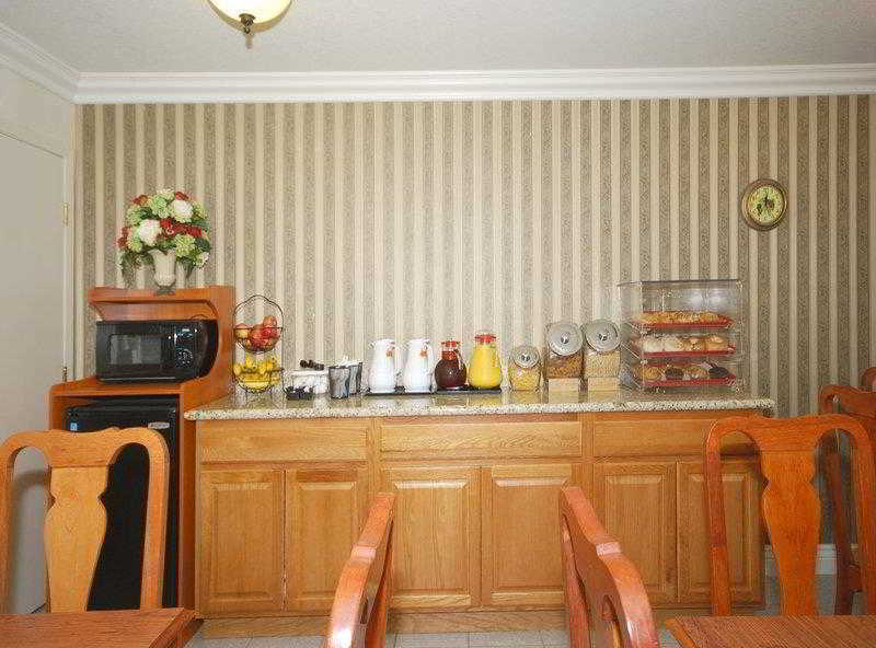 Best Western Colonial Inn Selma Экстерьер фото